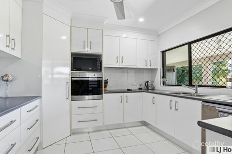 Property photo of 18 Amanda Crescent Tully Heads QLD 4854