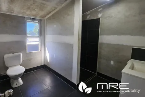 Property photo of 17 Leslie Street Sarina QLD 4737