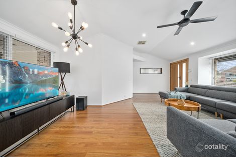 Property photo of 1 McIlveen Place Oxley ACT 2903