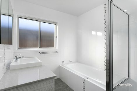 Property photo of 20 Ivory Circuit Sapphire Beach NSW 2450