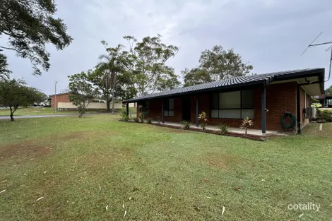 13 Gilbert Cory St, South West Rocks, NSW 2431