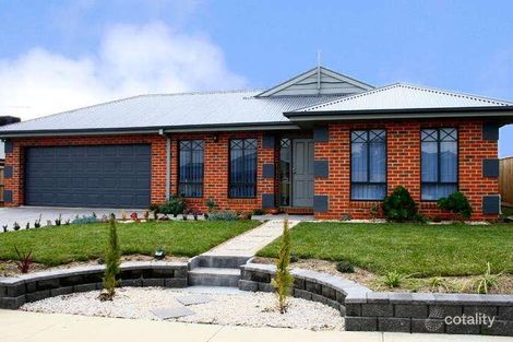 229 Flaxen Hills Rd, Doreen, VIC 3754
