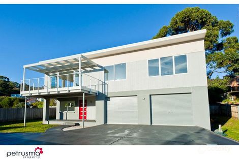Property photo of 27A Beach Road Lindisfarne TAS 7015