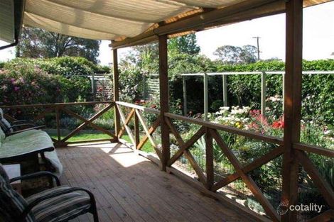 Property photo of 19 Samoa Place Lethbridge Park NSW 2770