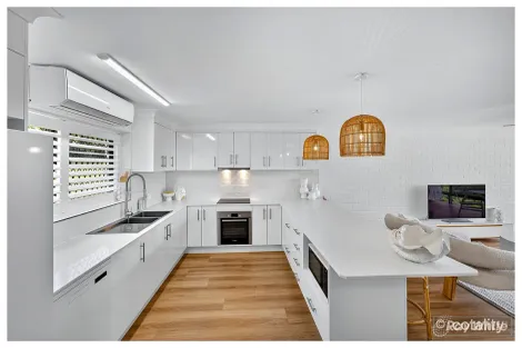 Property photo of 4/44 Hill Street Yeppoon QLD 4703