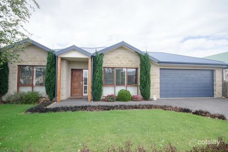 19 Supreme Cl, Koo Wee Rup, VIC 3981