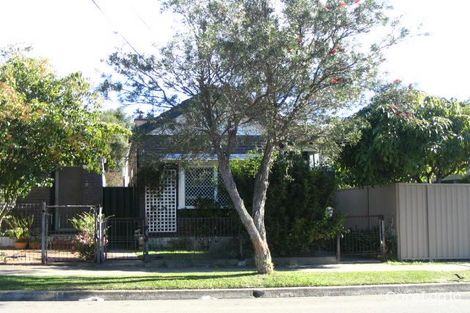 9 Cowper St, Campsie, NSW 2194