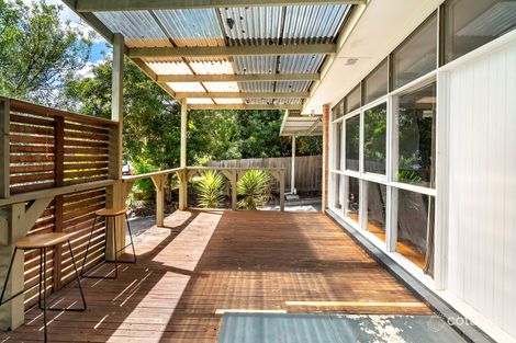 Property photo of 24 Derna Crescent Frankston VIC 3199