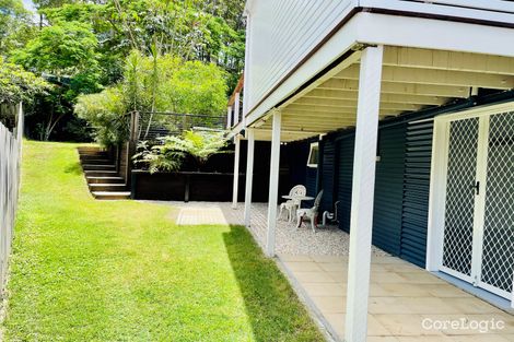 Property photo of 27 Dobbs Street Holland Park West QLD 4121