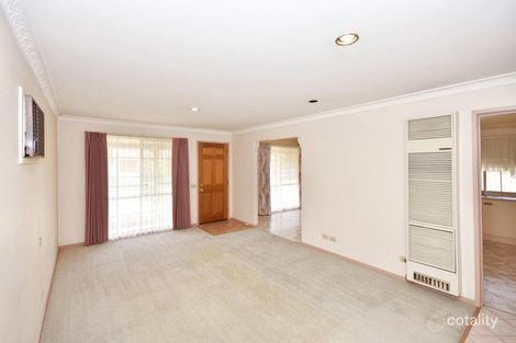 Property photo of 9 Hedley Court White Hills VIC 3550