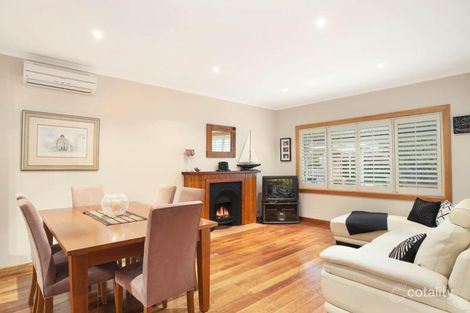 Property photo of 33 Crest Grove Nunawading VIC 3131