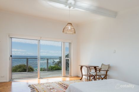 Property photo of 18 Myrniong Grove Berrara NSW 2540