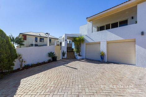 Property photo of 33 Mooring Crescent Ocean Reef WA 6027