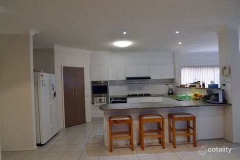 Property photo of 28 Turner Close Springvale VIC 3171