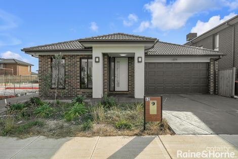 Property photo of 62 Mulholland Drive Tarneit VIC 3029