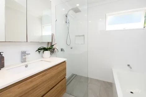 Property photo of 12 Bolong Crescent Ferny Hills QLD 4055