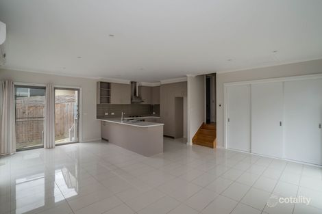 Property photo of 5 Arlie Crescent Montrose VIC 3765