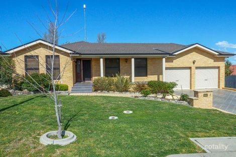 Property photo of 4 Holman Way Orange NSW 2800