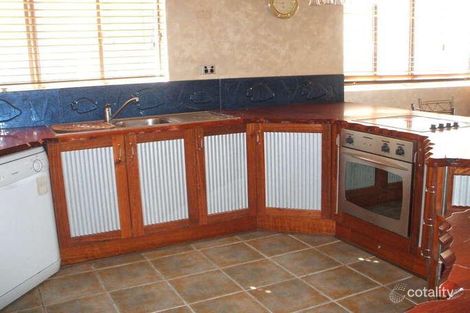 Property photo of 2/16 Esplanade Headland Kings Beach QLD 4551