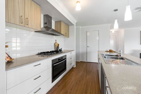Property photo of 65 Manuka Grove Wyndham Vale VIC 3024