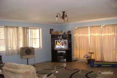 Property photo of 37 Jacaranda Drive Yamanto QLD 4305