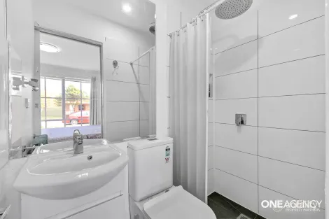 Property photo of 42 Mount Eagle Way Wyndham Vale VIC 3024