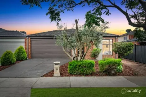 4 Garland Tce, Point Cook, VIC 3030