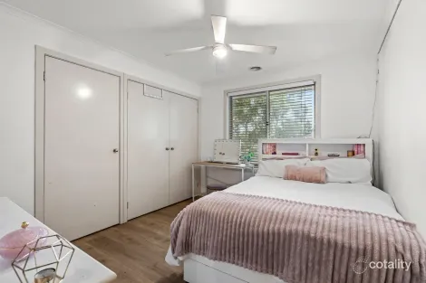 Property photo of 32 Peter Drive Sunshine West VIC 3020