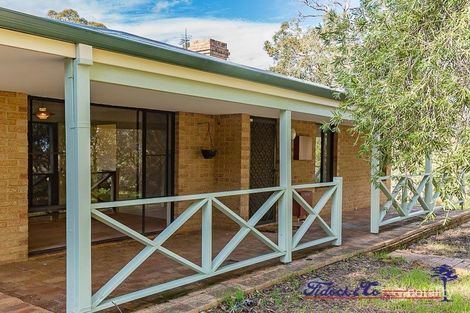 Property photo of 12 Oberon Grove Mount Nasura WA 6112