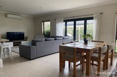 Property photo of 2/1 Highclere Avenue Mount Waverley VIC 3149