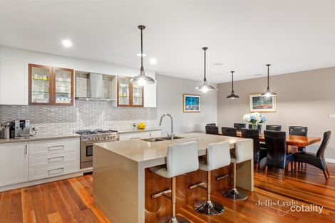 Property photo of 17-19 Pine Avenue Park Orchards VIC 3114