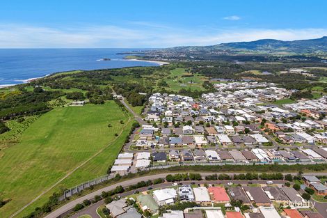 Property photo of 15 Magnetic Ridge Shell Cove NSW 2529