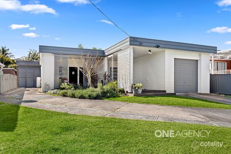 Property photo of 16 Gow Avenue Albion Park Rail NSW 2527