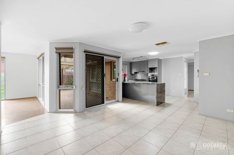 Property photo of 2 Badger Court Narre Warren VIC 3805