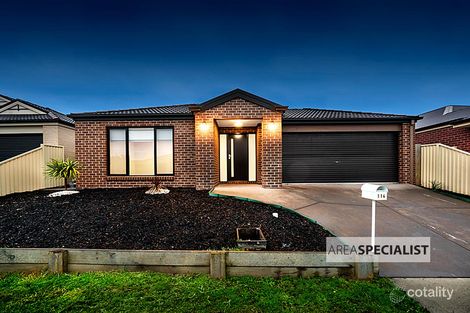 114 Blue Horizons Way, Pakenham, VIC 3810