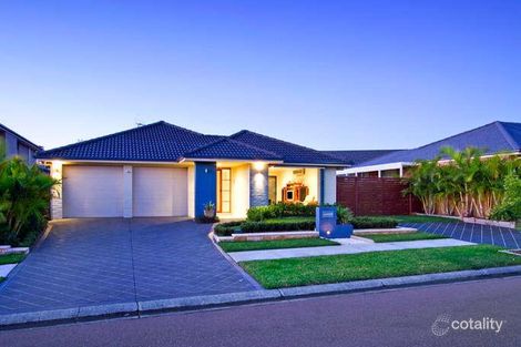 51 Bataan Cct, Bateau Bay, NSW 2261