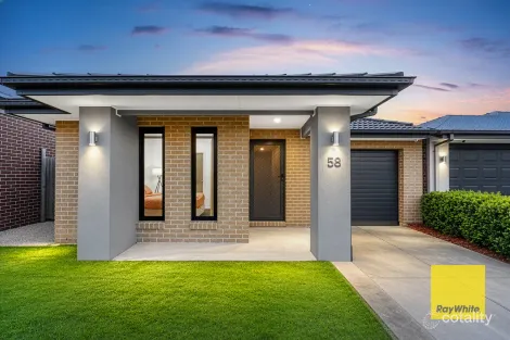 58 ELLSCOTT BVD, MICKLEHAM, VIC 3064