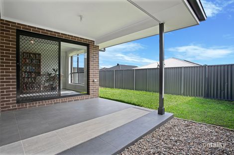 Property photo of 42 Jennings Crescent Spring Farm NSW 2570