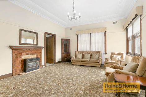 Property photo of 30 Osroy Avenue Earlwood NSW 2206