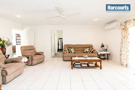 Property photo of 40 Kookaburra Drive Eli Waters QLD 4655