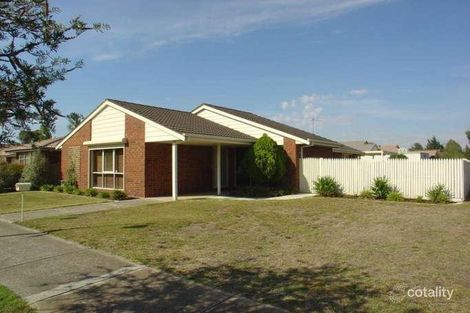 26 Kellett St, Cranbourne North, VIC 3977