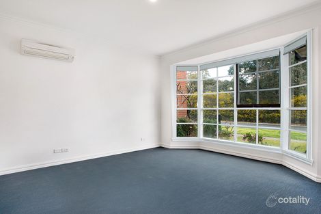 Property photo of 15 Parkside Boulevard Pascoe Vale South VIC 3044