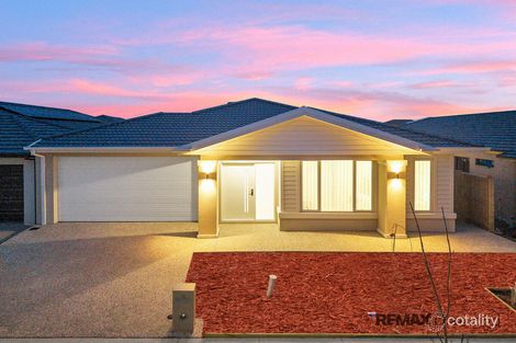 18 MIKADO WAY, CLYDE, VIC 3978