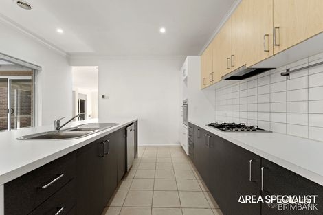 Property photo of 10 Chlosam Road Cairnlea VIC 3023