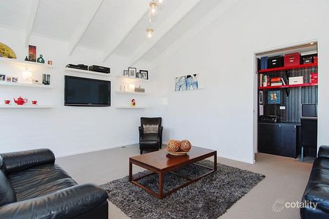 Property photo of 25 Quinella Close Keilor Park VIC 3042