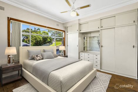 Property photo of 14 Ocean Street Mount Saint Thomas NSW 2500