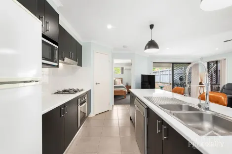 Property photo of 8 Bonney Court Warner QLD 4500