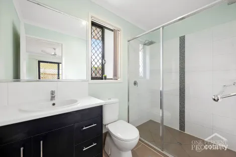 Property photo of 8 Bonney Court Warner QLD 4500