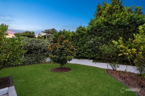 Property photo of 14 Ninth Avenue St Lucia QLD 4067