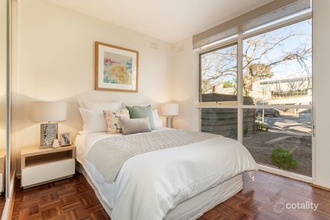 Property photo of 1/2 Edgar Street Glen Iris VIC 3146